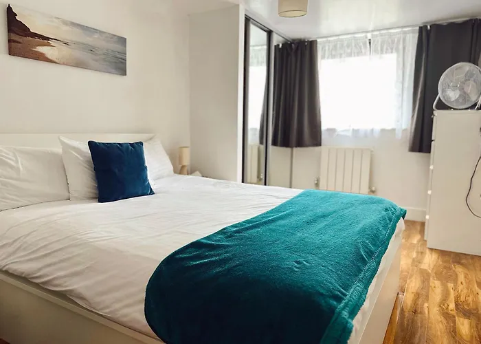Canary Wharf - Luxury Apartments London