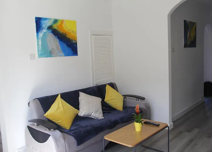 Gresham Home - Close To Excel, Contractors, Relocators, Paid Parking London