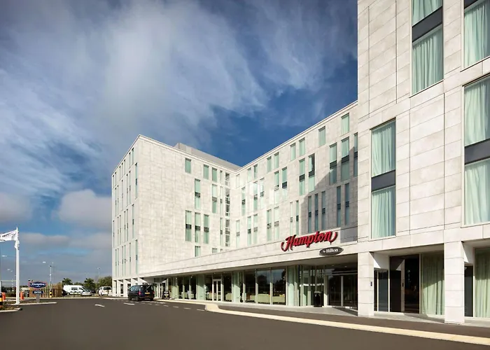 London Hotels near London Stansted Airport (STN)