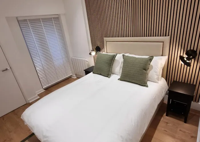 Victoria Lodgings London