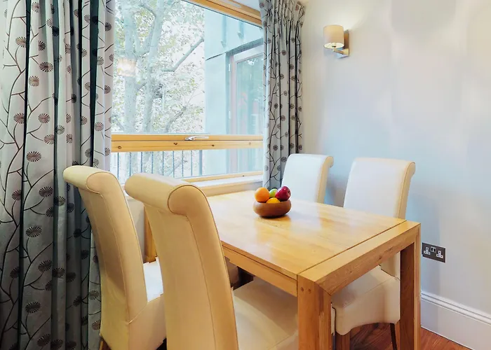 Pet friendly Tavistock Place Apartments London